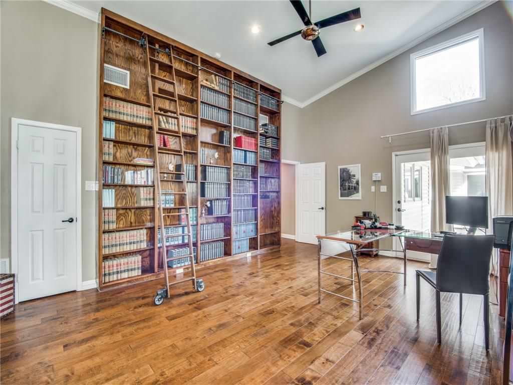 Dallas Home Cromwell