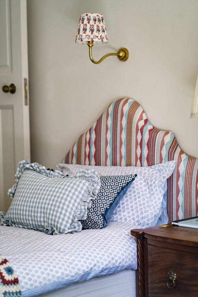 Guest Twin Bedroom, South London