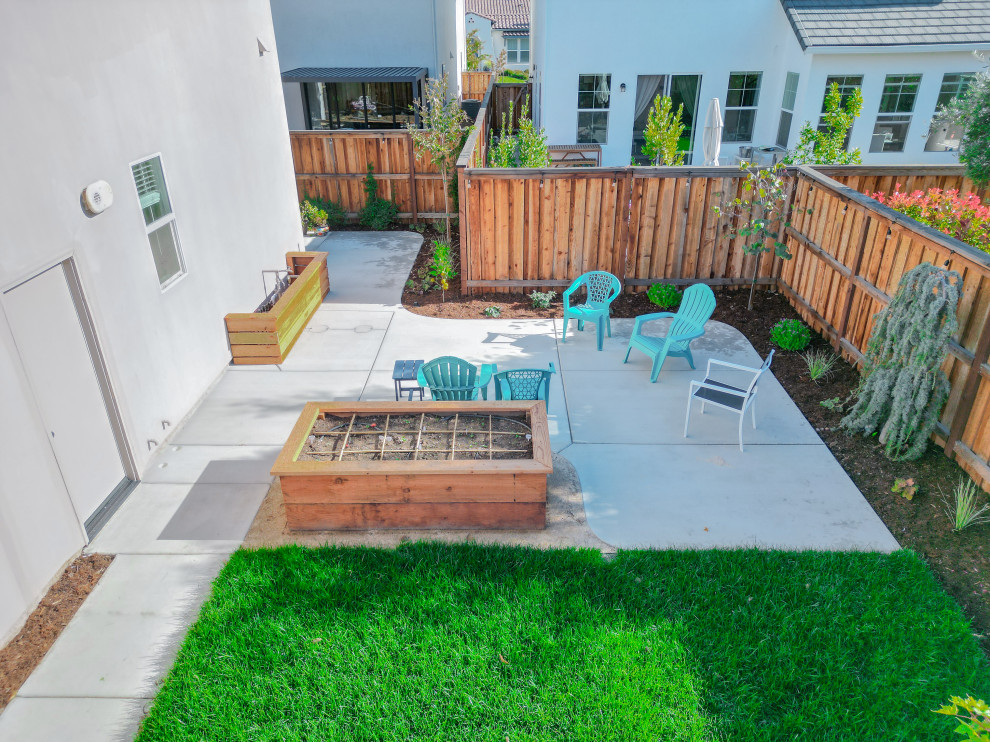 Crocker Village Side Yard Project
