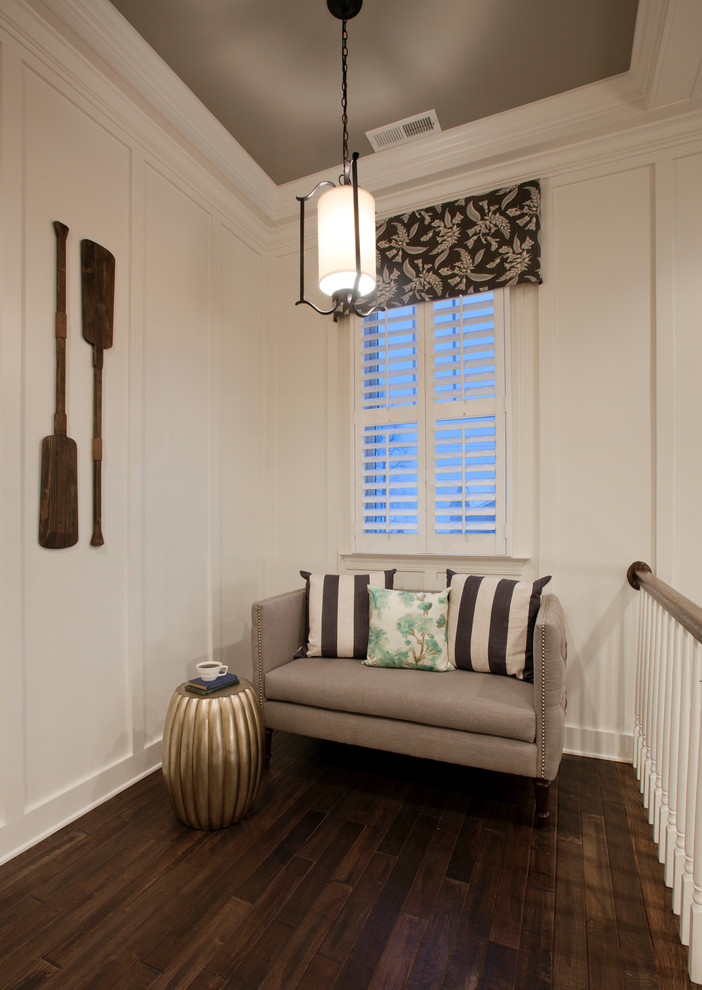 Example of a classic hallway design in Boston