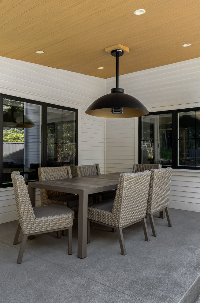 Covered Outdoor Dining Area