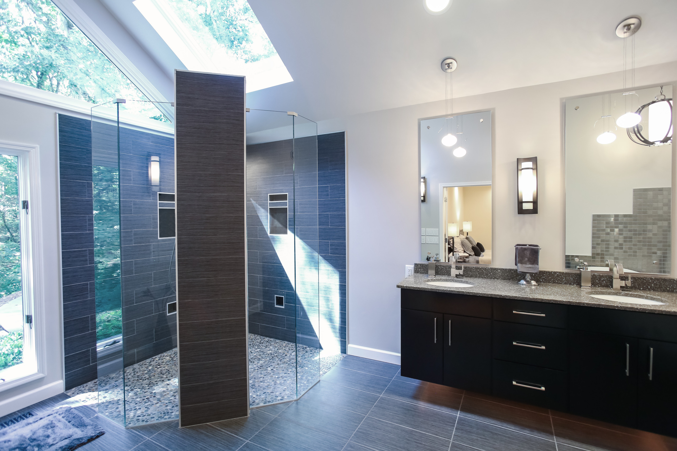 Gainesville Contemporary Bath