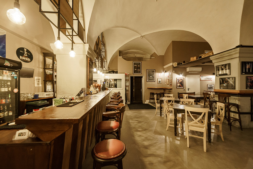 Bad Elf pub