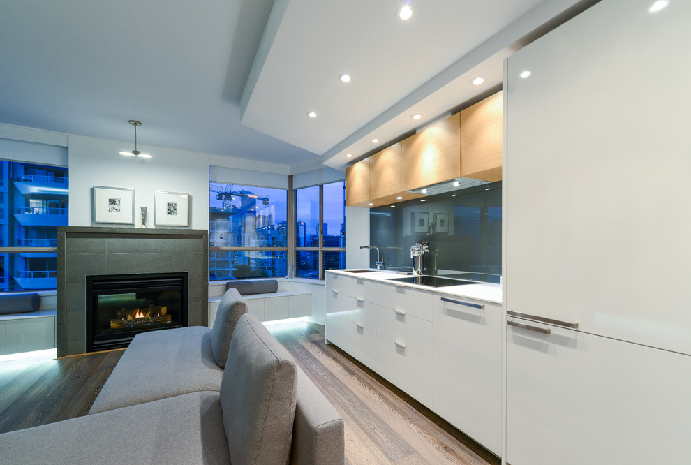 Pacific St - Modern - Kitchen - Vancouver - by Mike Strutt Design