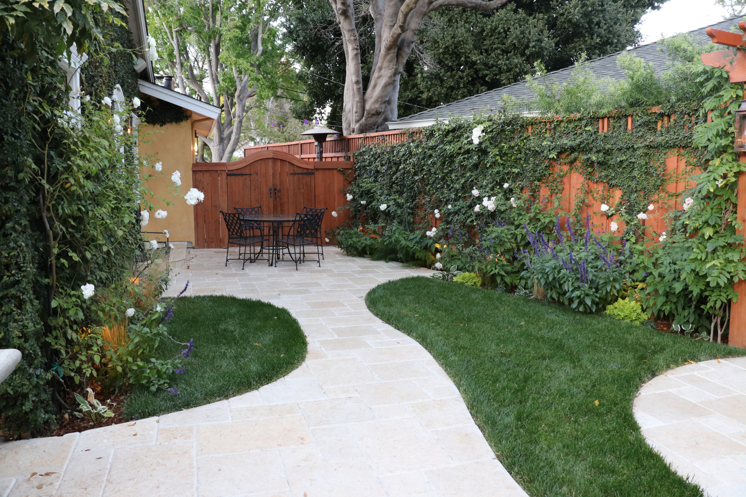 LITTLE FRENCH OASIS IN THE MIDDLE OF SILICON VALLEY