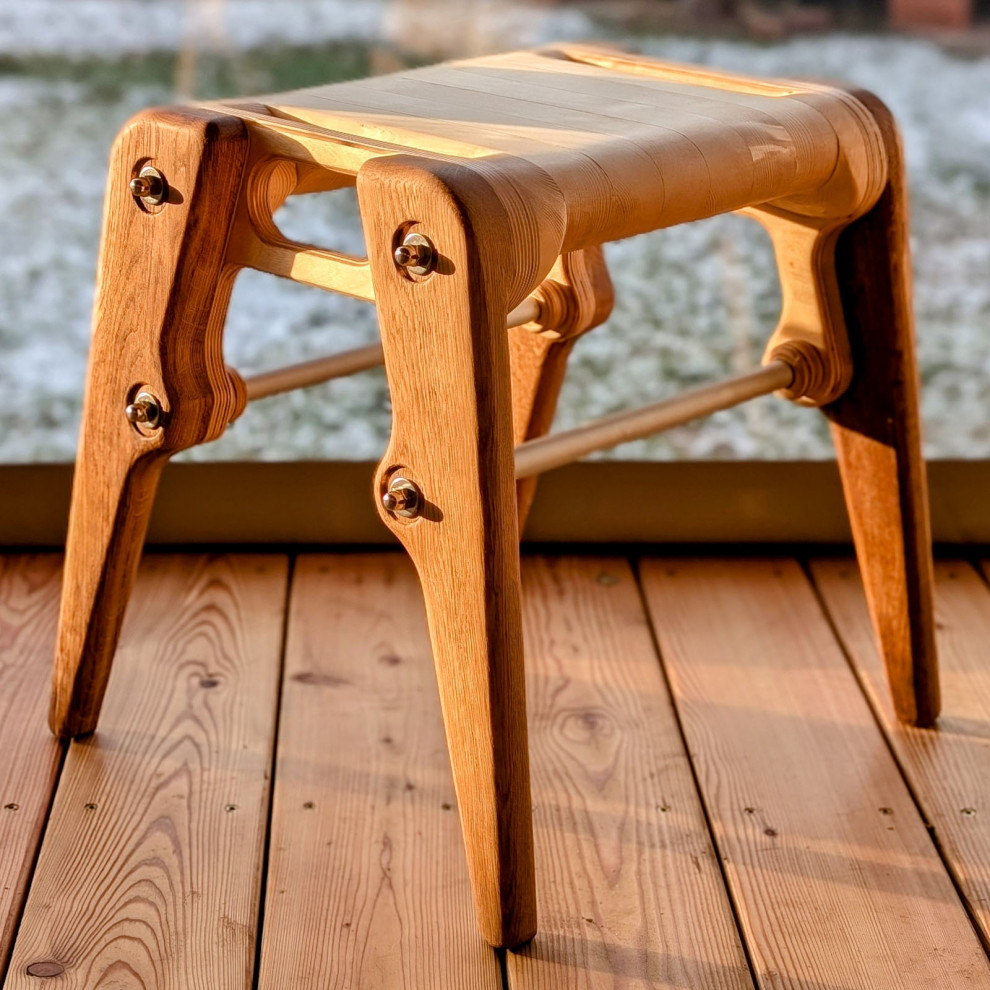 Табурет "UPTEALOFT"