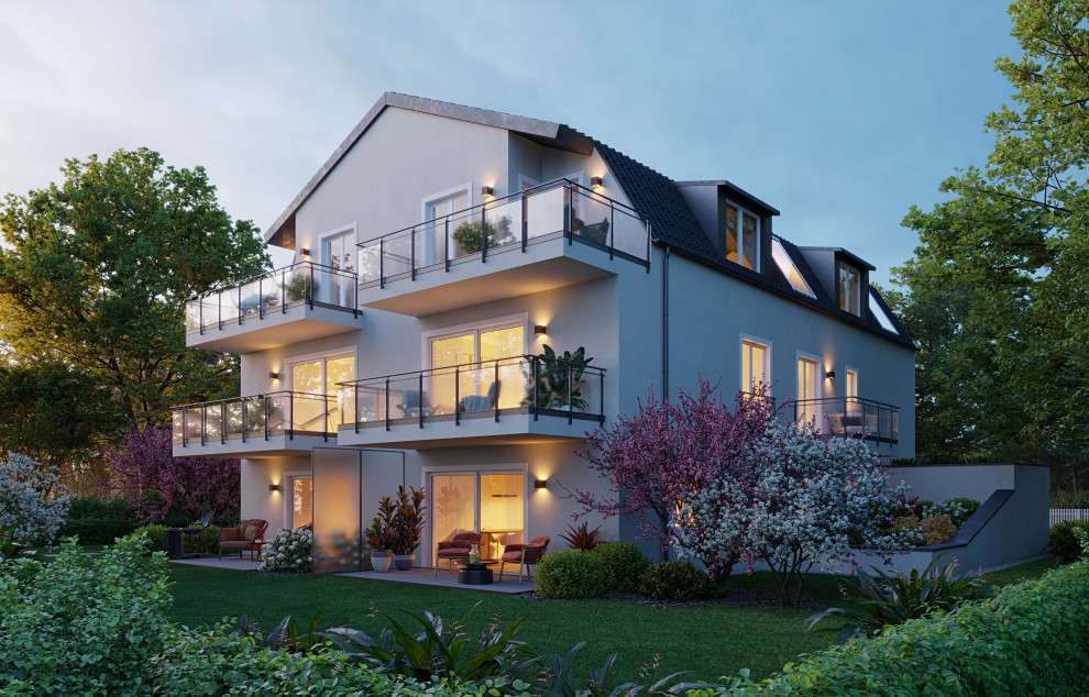 Blick auf die Villa vom Innenhof aus im Abendlicht