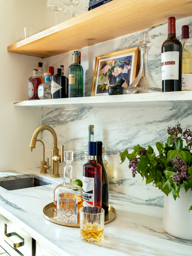 Design ideas for a small midcentury wet bar in New York with an undermount sink, shaker cabinets, marble benchtops, multi-coloured splashback and marble splashback.