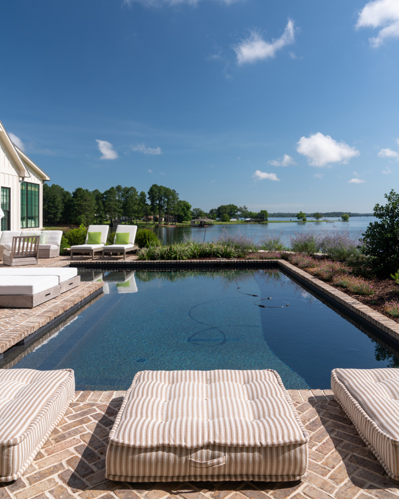 Eagle Shores - Beach Style - Pool - Dallas - by M. Parker Design