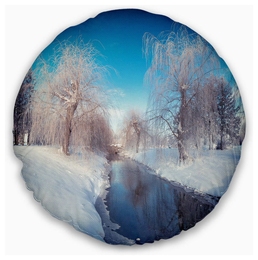 Designart CU14594-20-20-C Amazing Winter in City Park Landscape Printed Throw Cushion Pillow Cover for Living Room Sofa 20 Round