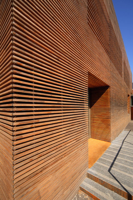 Facciate in legno contemporary