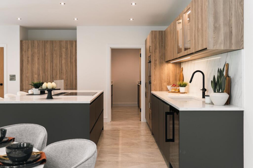 Carisbrooke view - New Build - Stage to Sell