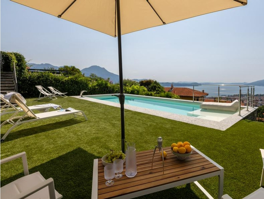 Casa sul lago Maggiore | 300 MQ