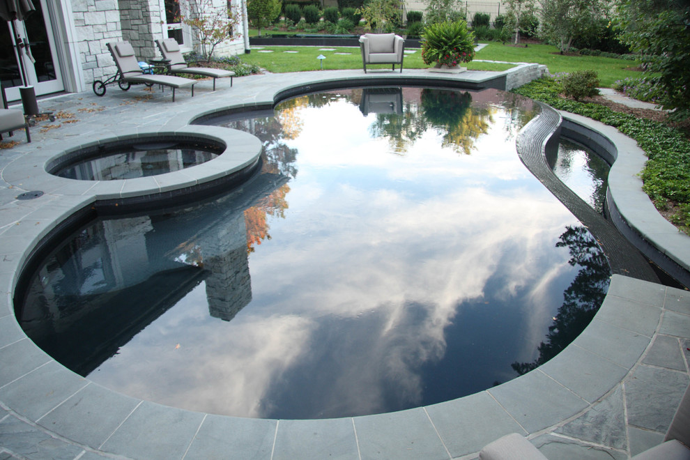 Trendy pool photo in Omaha