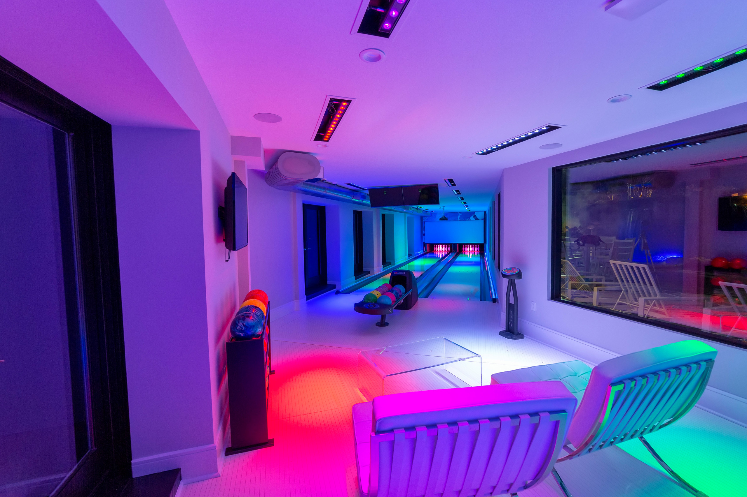 Backyard patio and lighting
