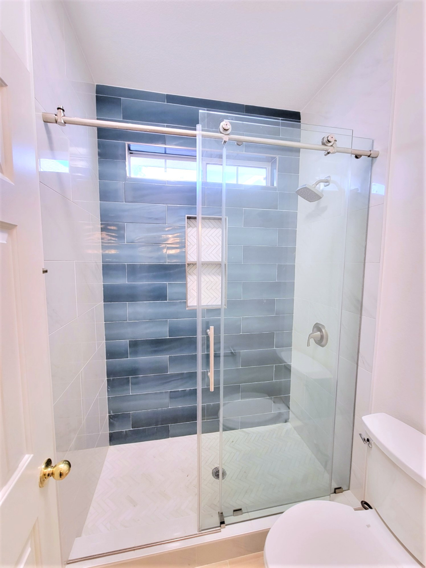 Flower Mound, TX - Guest Bathroom Remodeling, Tub to walk-in Shower Conversion