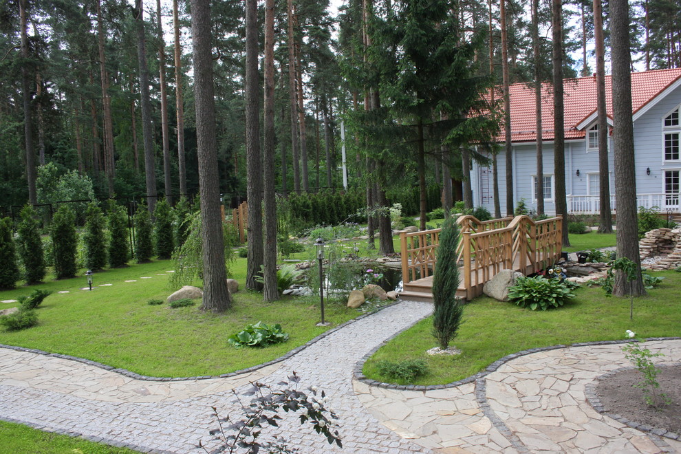 Реализация ландшафтного проекта в сосновом лесу