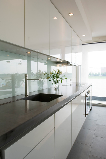 Eggersmann Kitchens | Home Living contemporary-kitchen