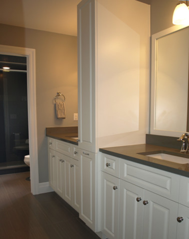 Cool In Modern Boys Bathroom Contemporary Bathroom Toronto By Decor Innovation Designs Houzz Au