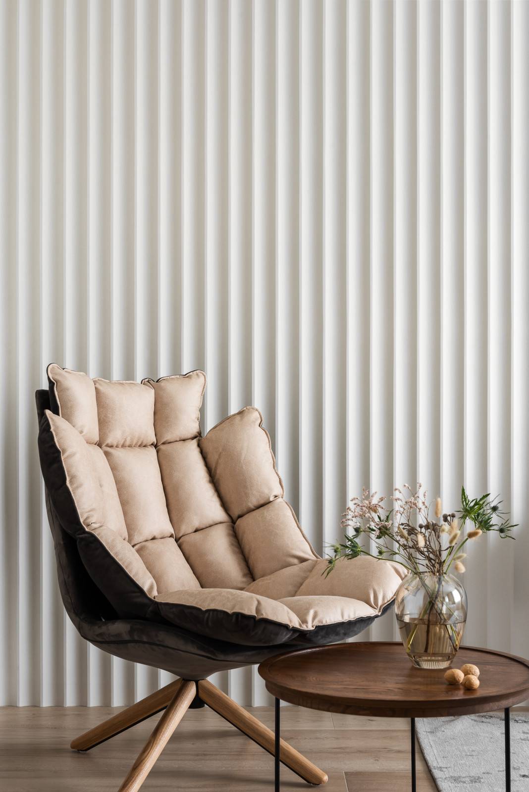 на стороне монохрома