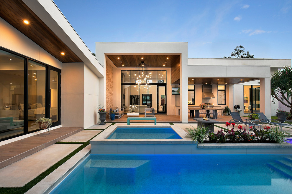 Modern home design in Tampa.