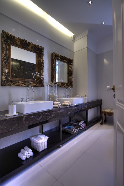 Interior eclectic-bathroom