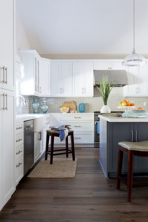 Kitchen Color Ideas For Small Kitchens, What Colors To Use In A Small Kitchen