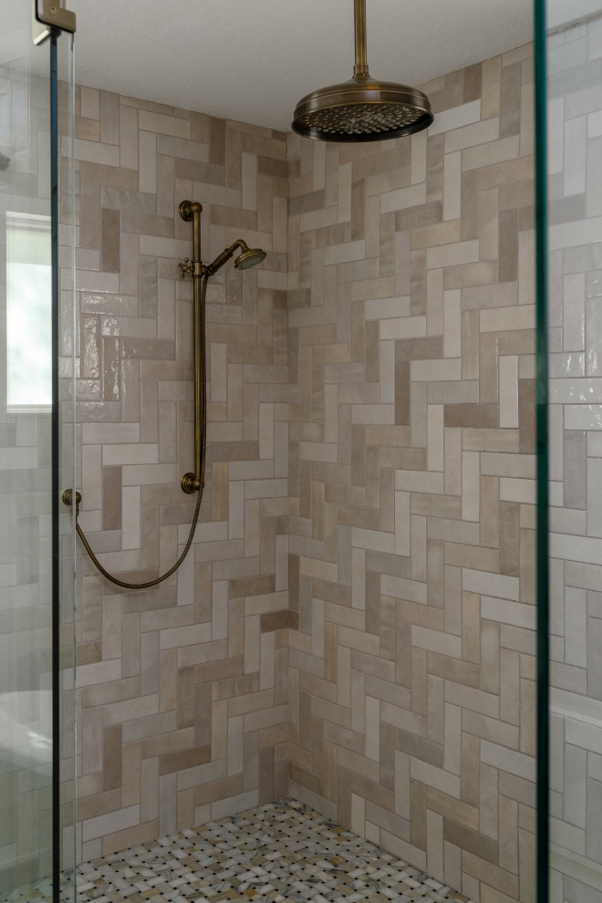 Home design - transitional home design idea