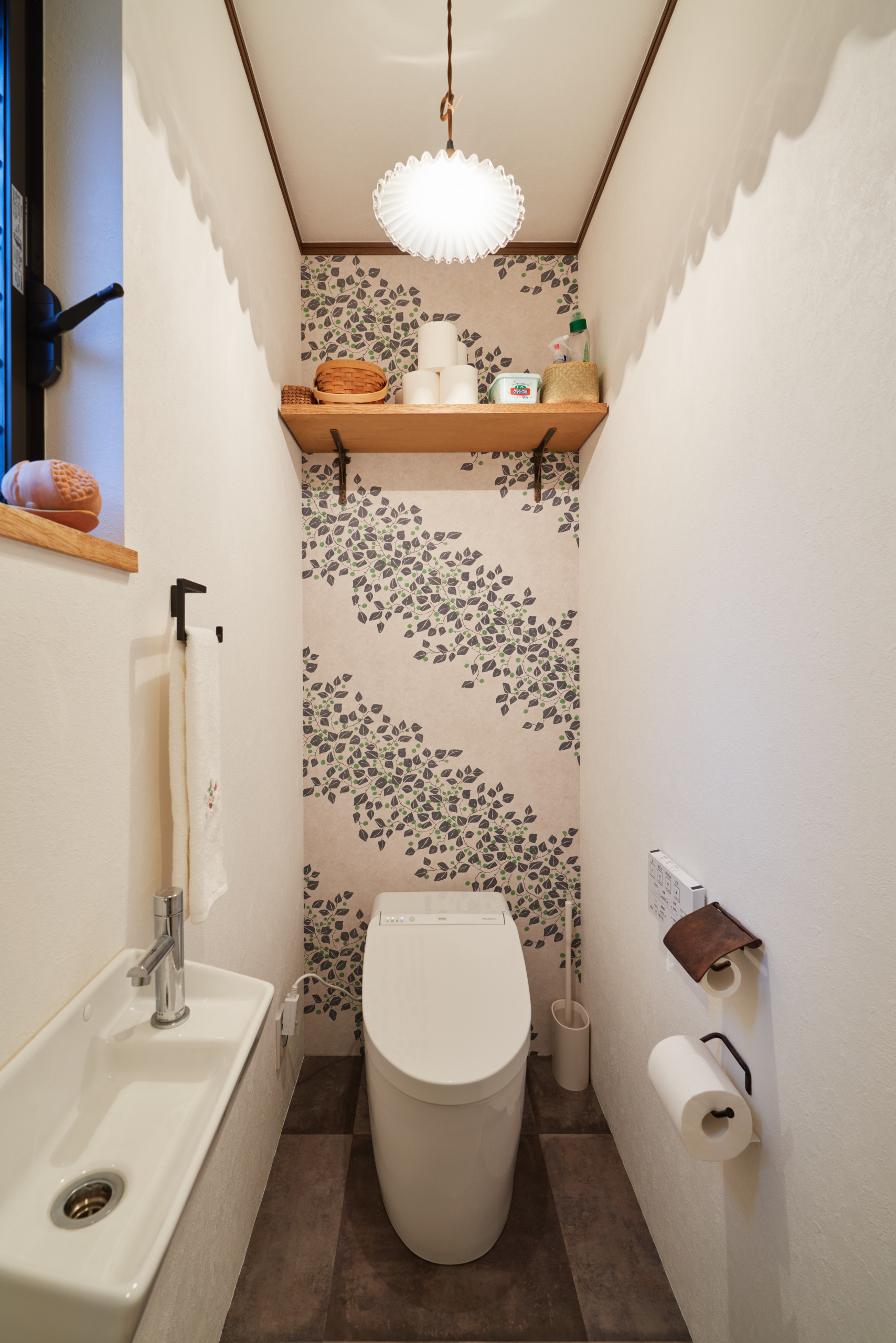 おしゃれな和モダンなトイレ 洗面所 全タイプのトイレ の画像 21年9月 Houzz ハウズ