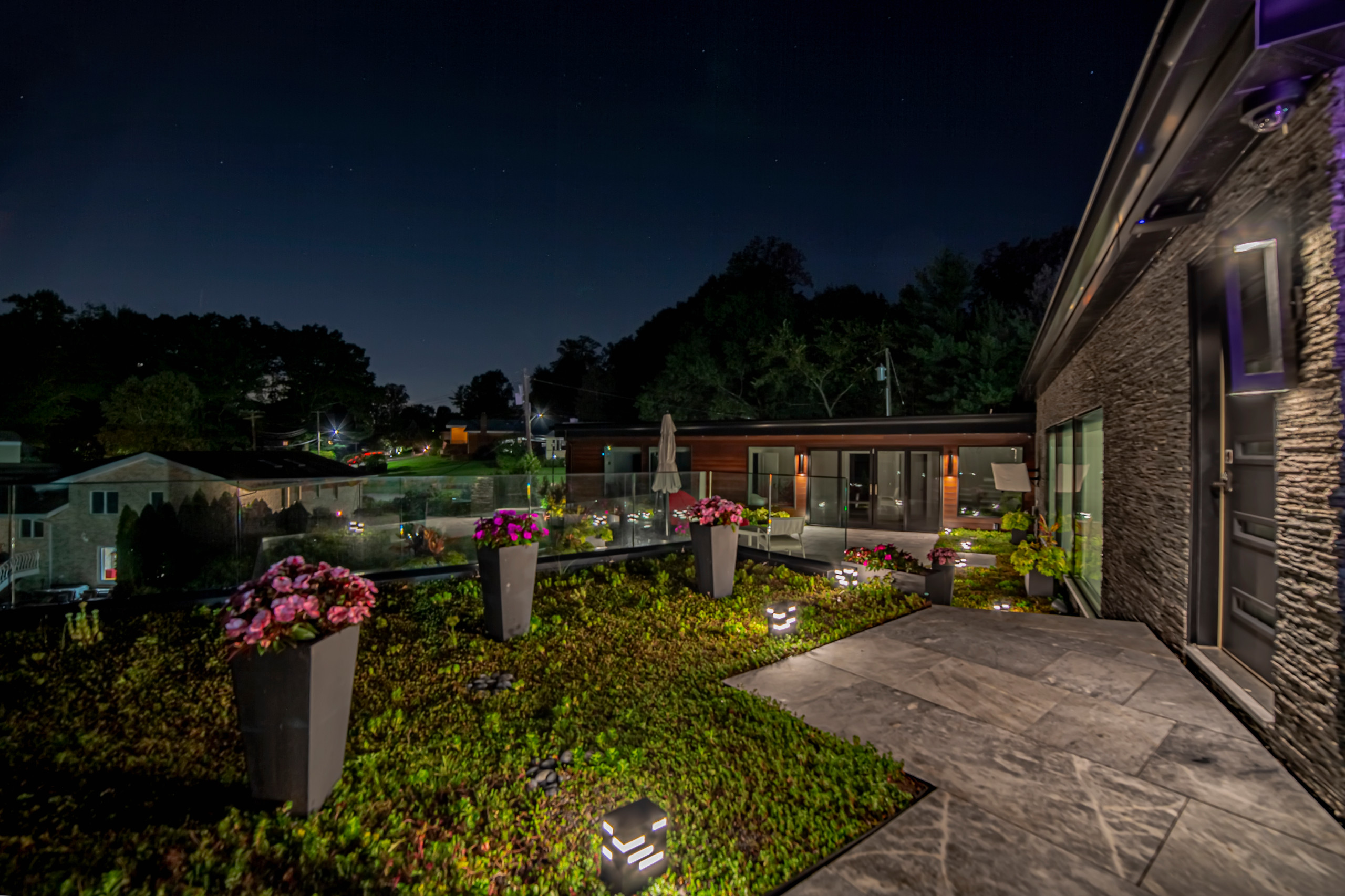 AWARD WINNING RESIDENTIAL PARADISE