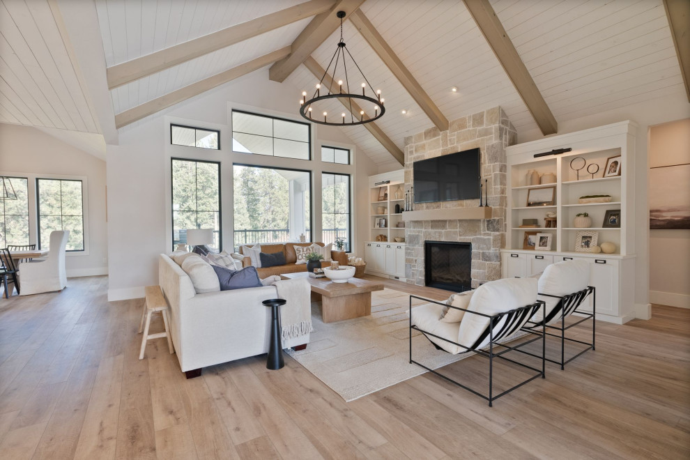 Green Bluff Farmhouse - Farmhouse - Living Room - Seattle - by Mill ...