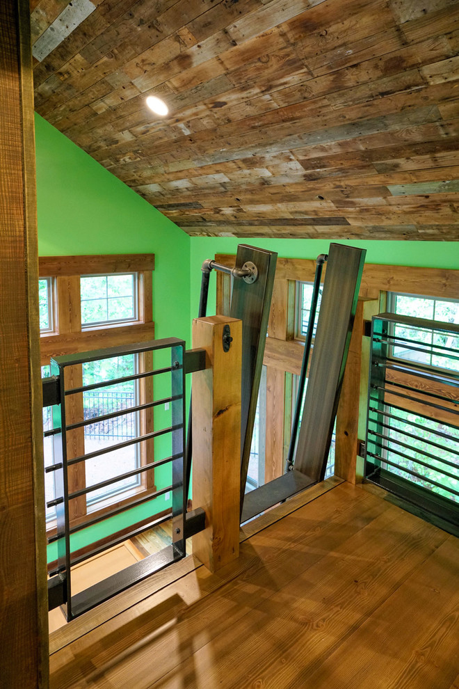 Example of a small mountain style home design design