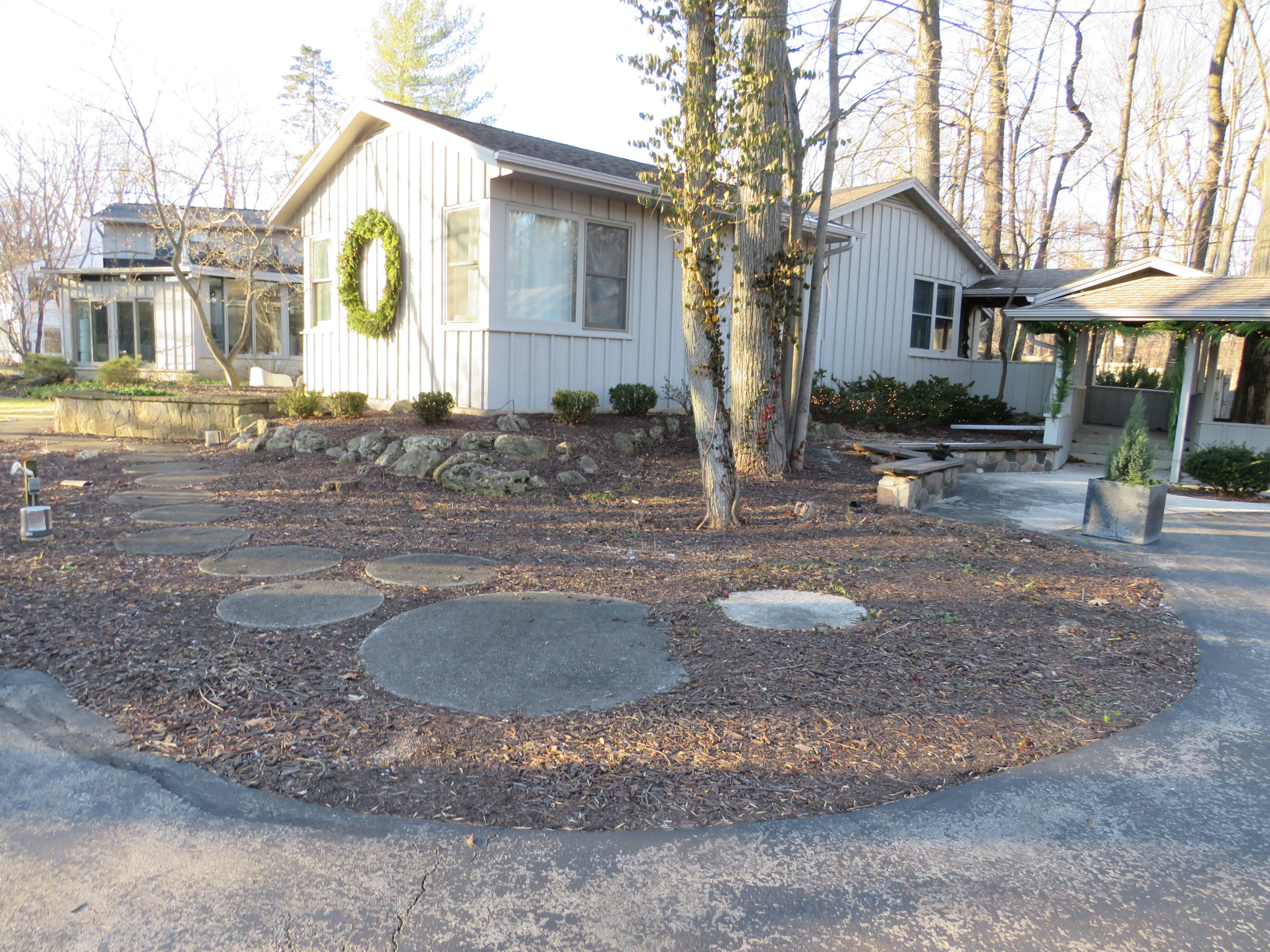 Mid-Century Landscape Design - Fox Point, WI