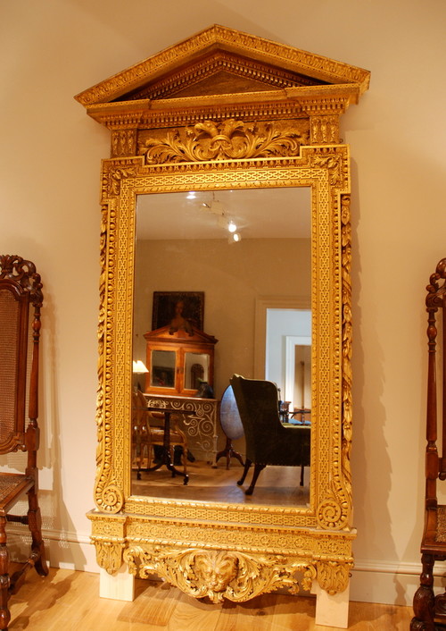 Palazzo Antique Mirrored Bath Accessories