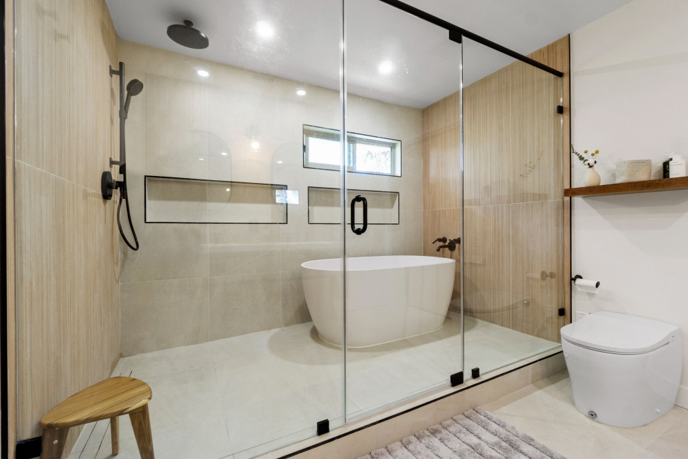 Bathroom - bathroom idea in Orange County