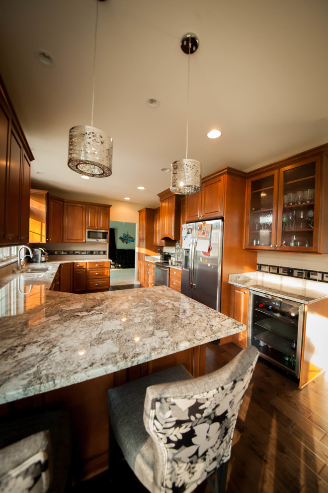 Kitchen - kitchen idea in Milwaukee