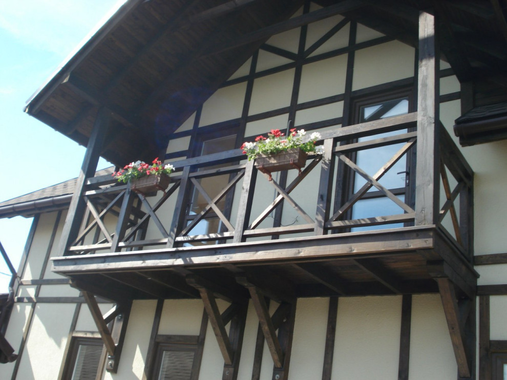 Свердловская обл., п. Коптяки. 2х- этажный Жилой дом.  Общая площадь 165м2.