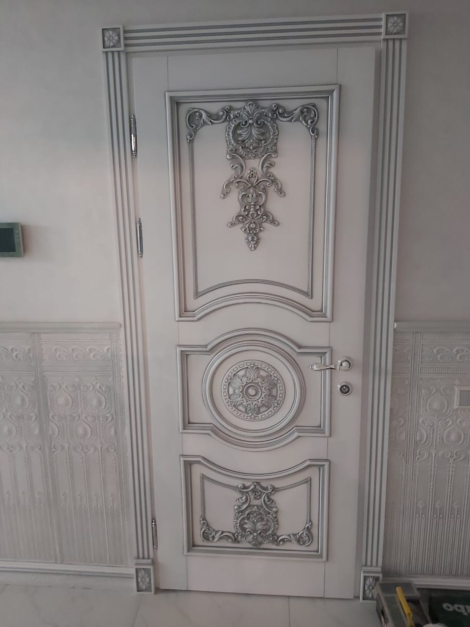 Двери/Порталы/Кухни/Стойки