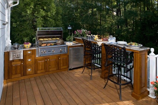 Inspiration for a timeless deck remodel in Houston