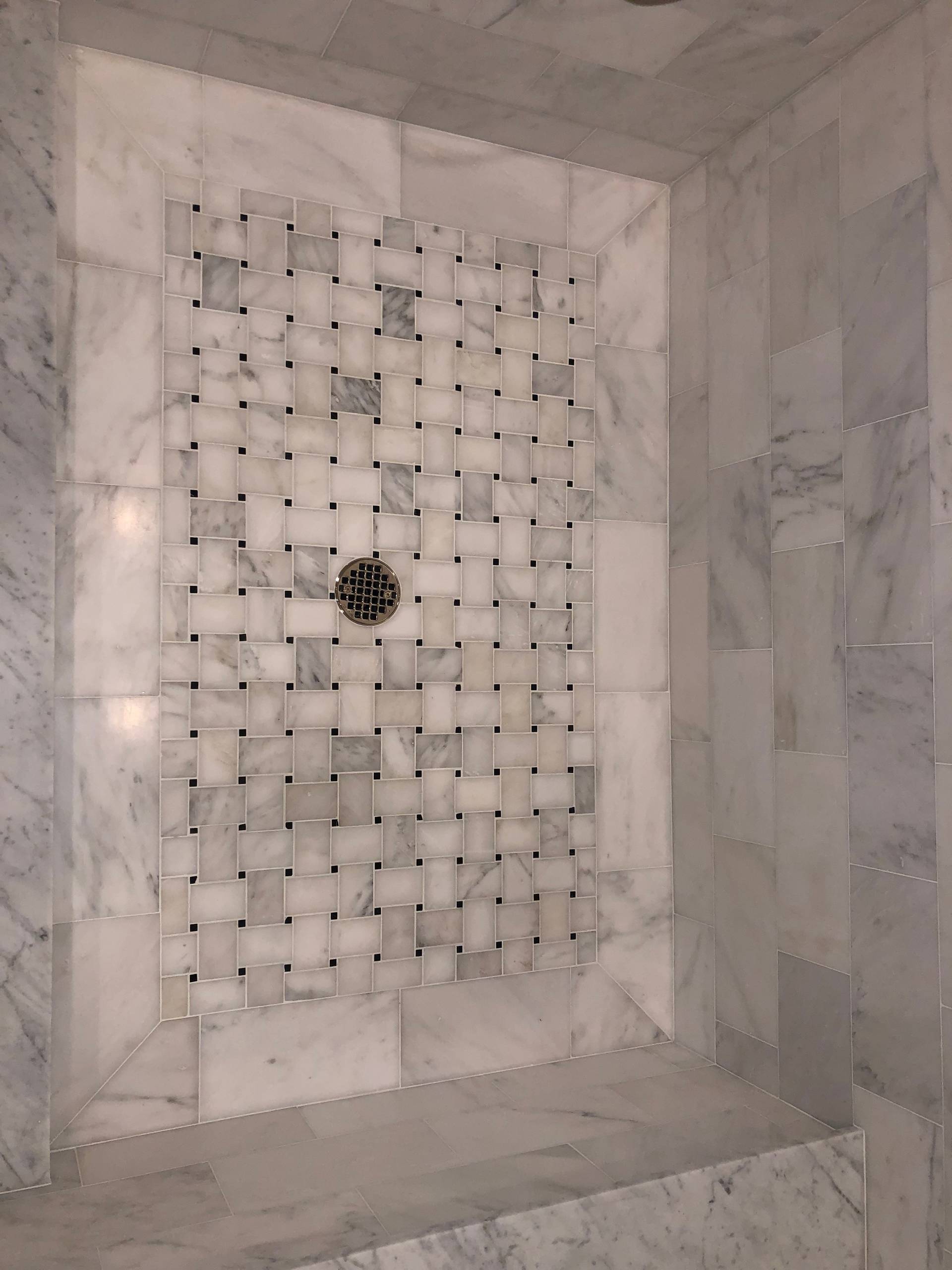 Silverman’s master bathroom