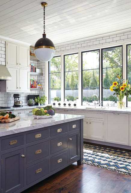 Transitional Kitchen nyklassisk-koekken