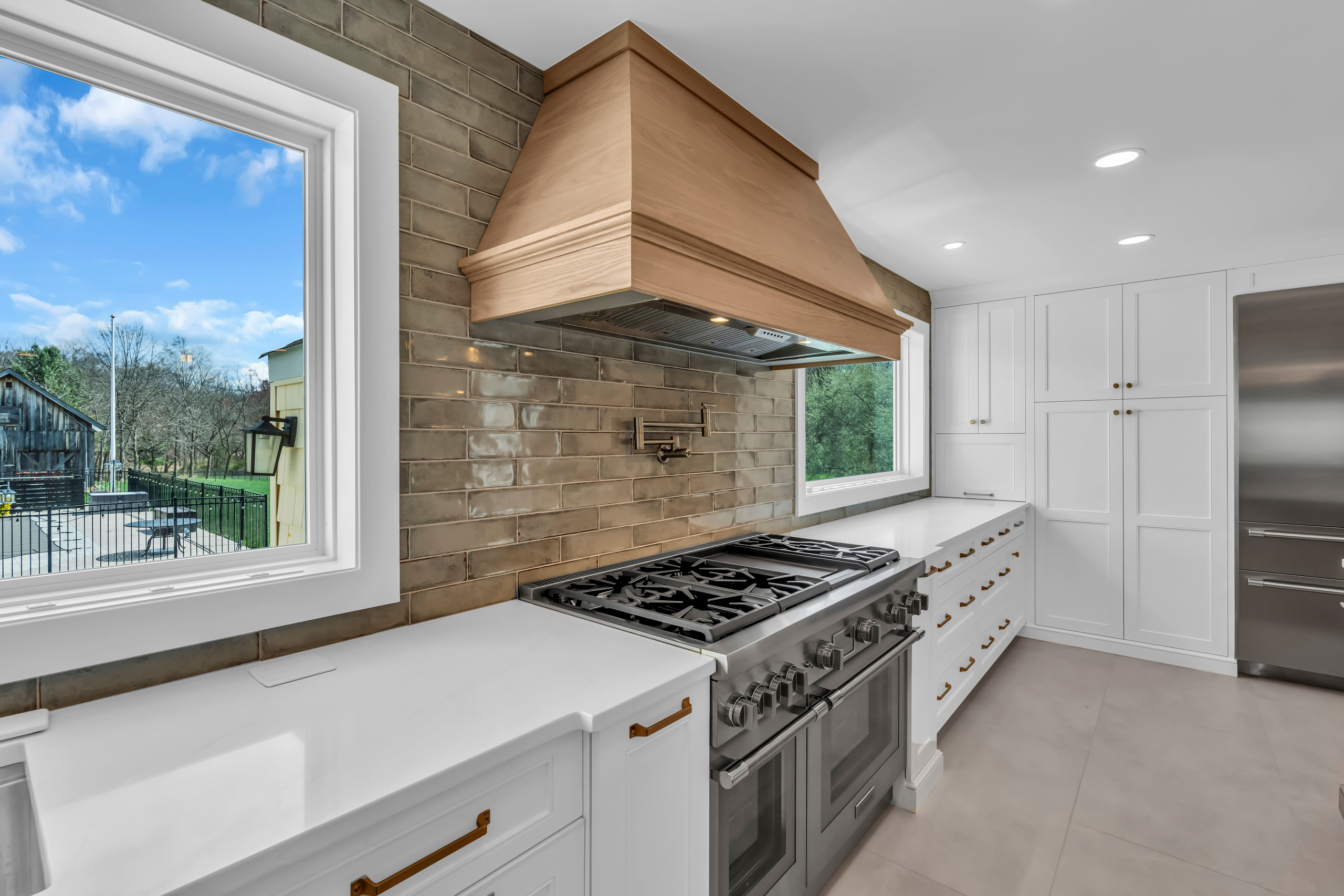 Monroe Kitchen