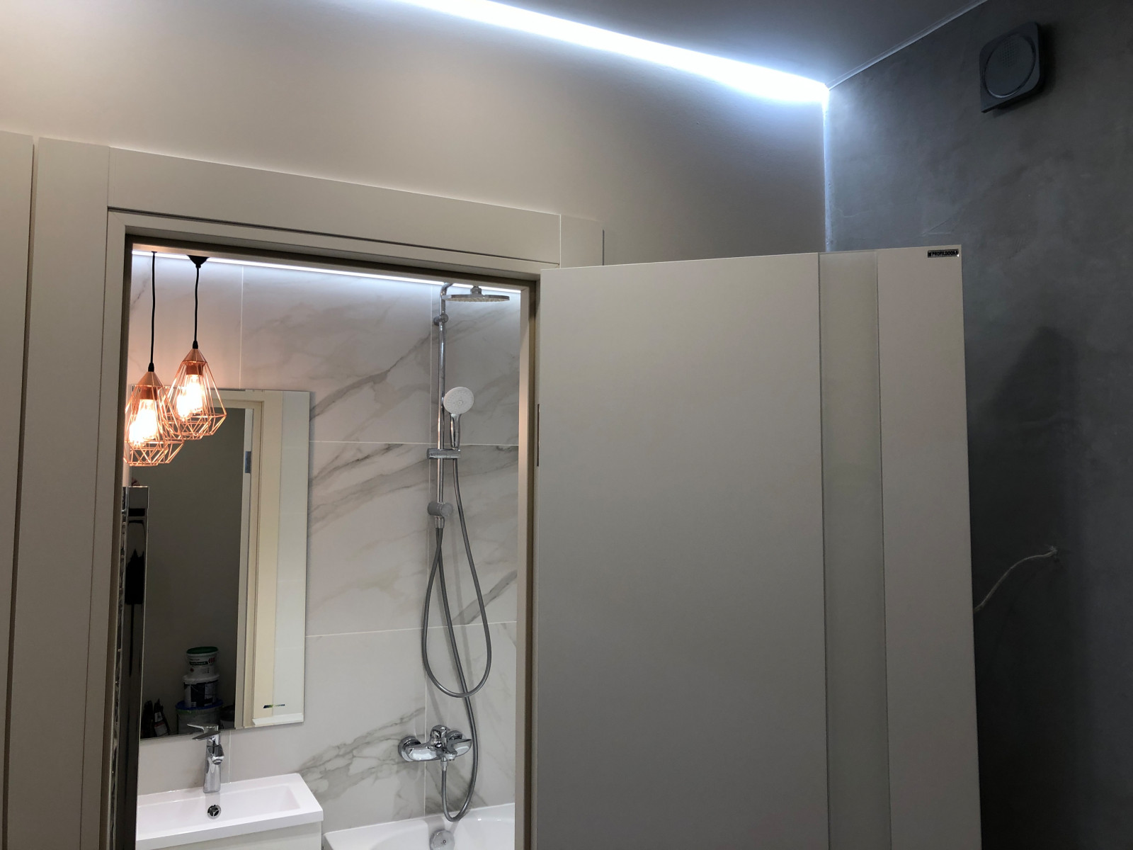 Фото реализации стиля "Пудровый минимализм"