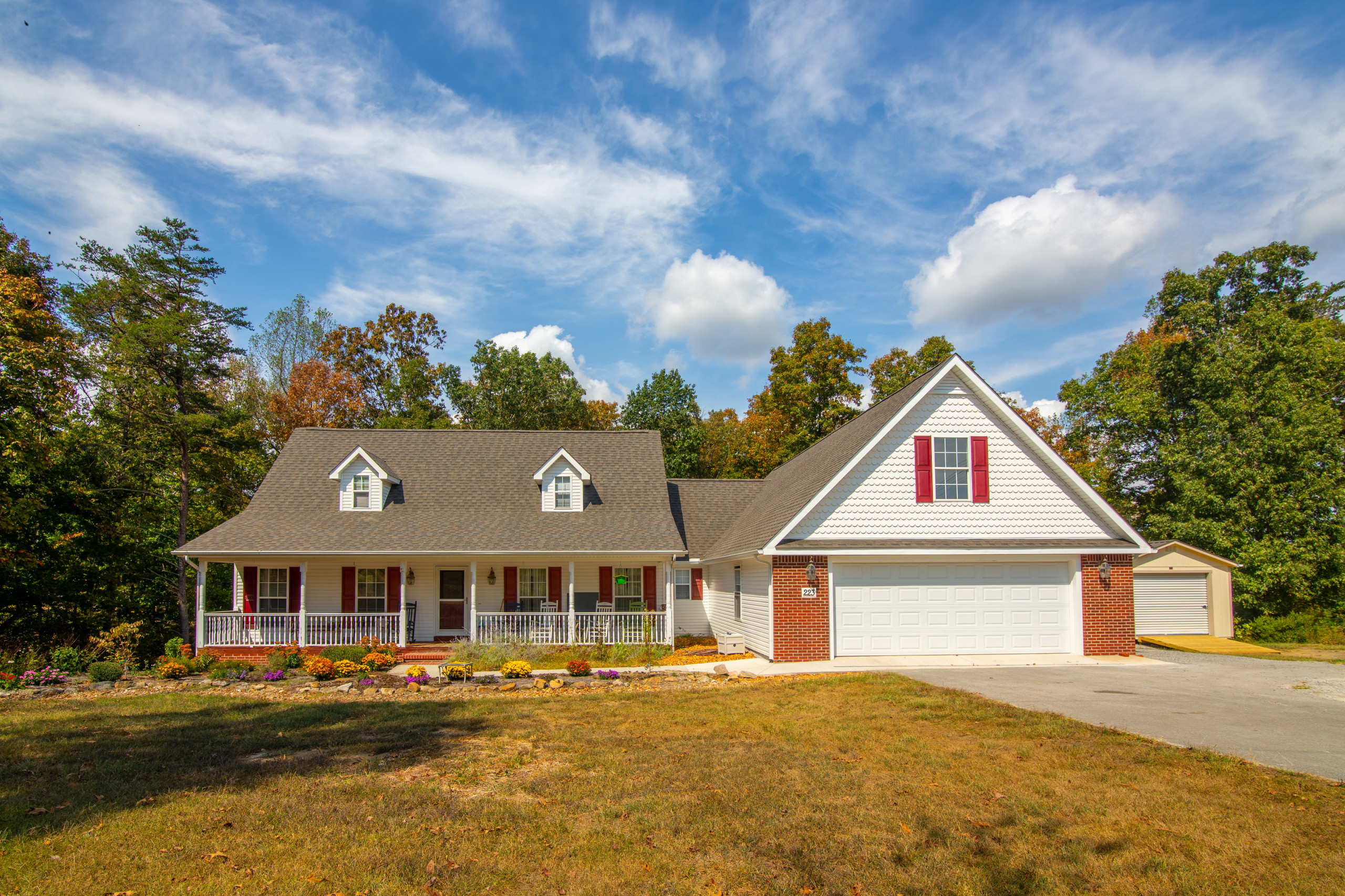 223 Sundrop Lane Crossville, TN