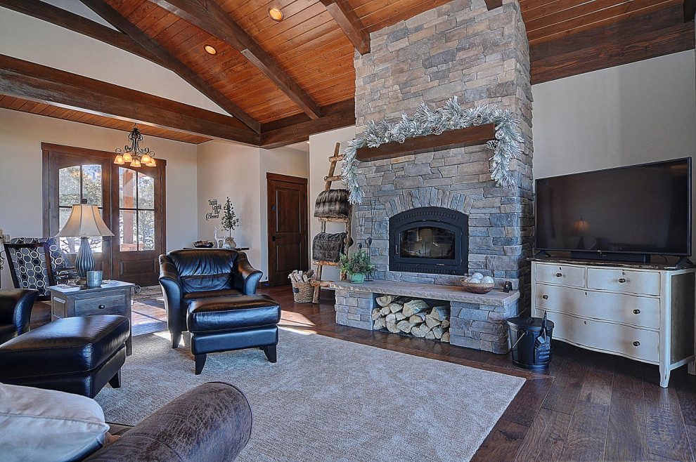 Inspiration for a rustic home design remodel in Denver