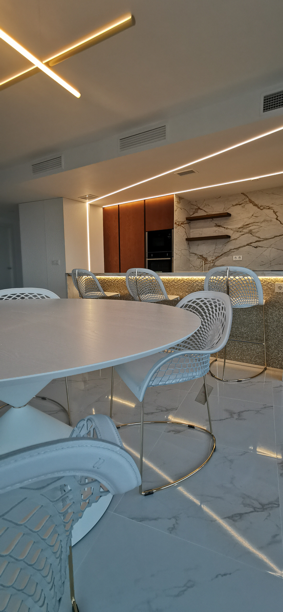 Proyecto de interiorismo/ reforma integral Ático junto al mar ( en curso)