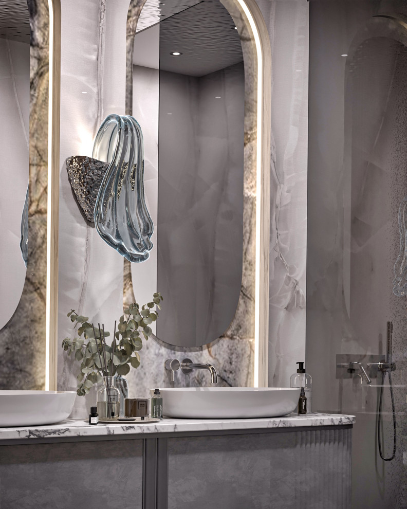 Раковина с тумбой и бра