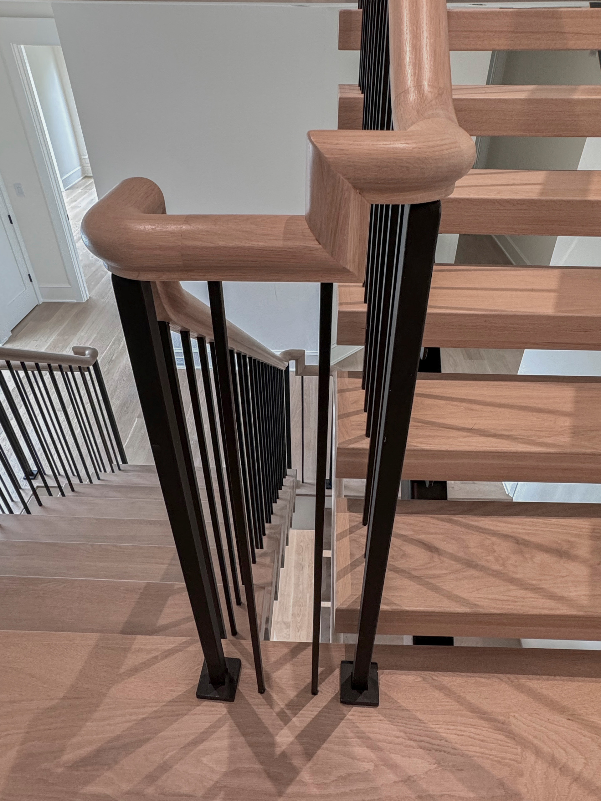 122_Modern Steel & Wood Floating Staircase, Arlington VA 22207