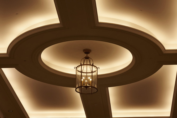 Traditional Ceiling Lighting