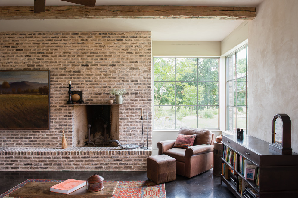Photo of a country family room in Austin.